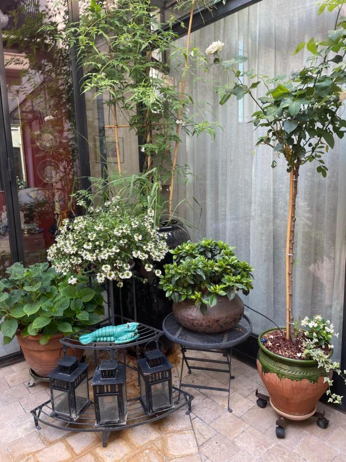 La Cour Carree Bed and Breakfast Rustrel Exteriör bild