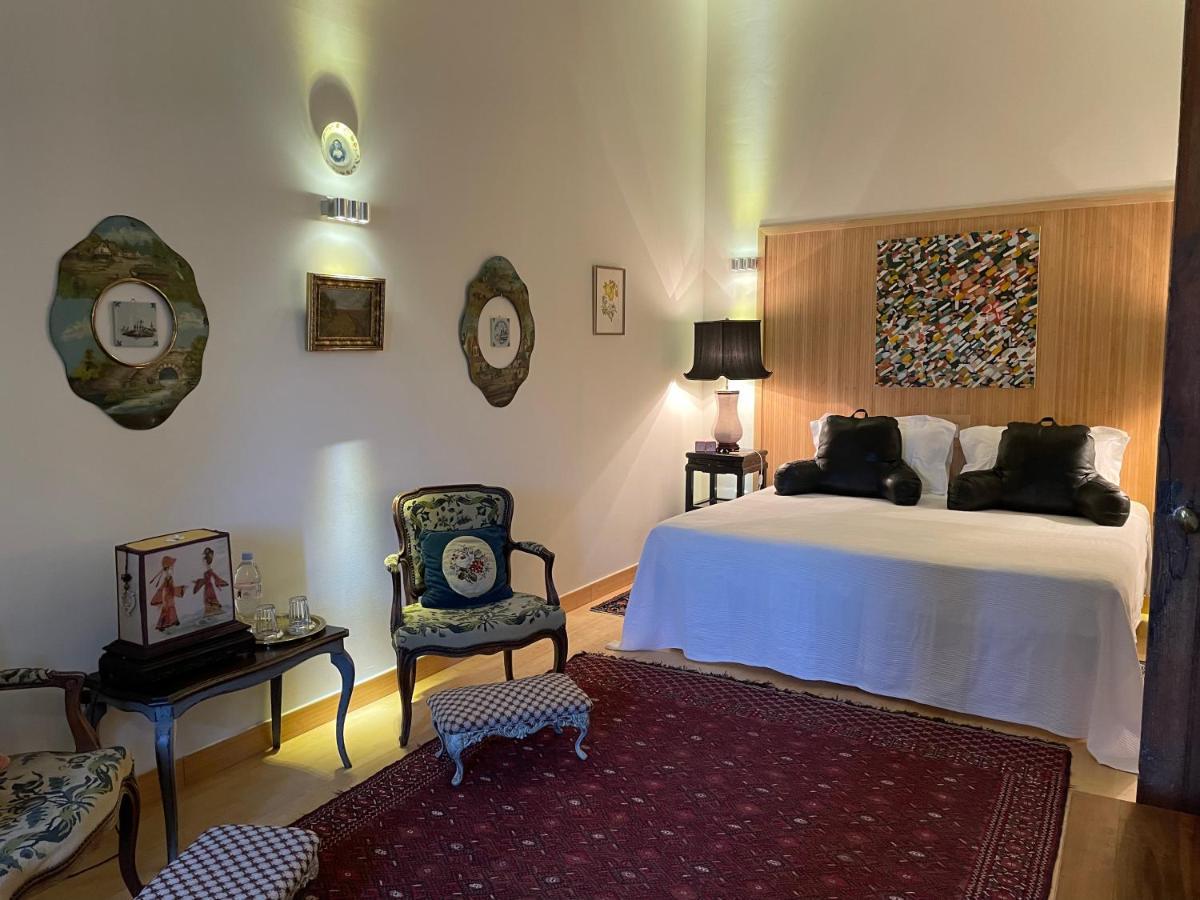 La Cour Carree Bed and Breakfast Rustrel Exteriör bild
